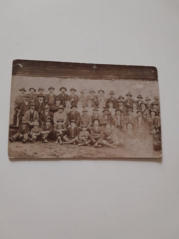 Foto-AK Gruppenfoto (Fotograf Atelier W. Hegenbart, Tamsweg 1913)