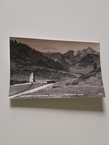 AK Passfriedhof mit Steinfeldspitze Radstädter Tauern.