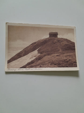 AK Hochkönig. Gipfel mit Schutzhaus.
