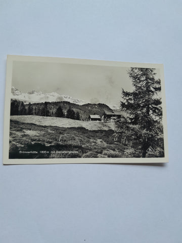 AK Brünnerhütte mit Dachsteingruppe.