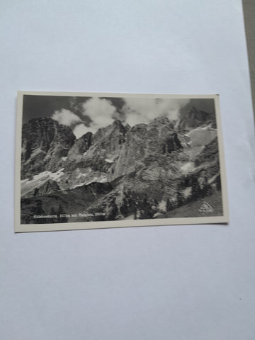 AK Südwandhütte mit Dachstein.