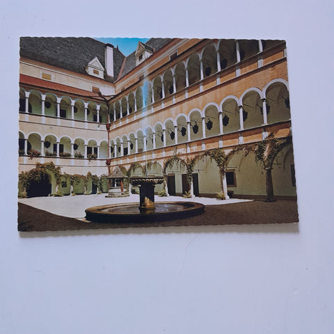 AK Grein an der Donau. Schloßhof.