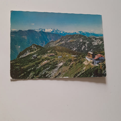 AK Feuerkogel Bergstation gegen Dachsteingruppe.