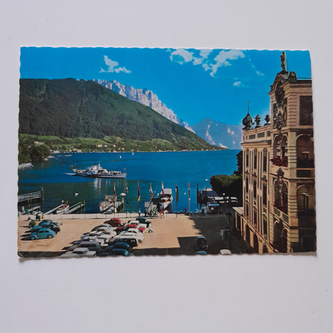 AK Gmunden. Stadt- und Landeplatz mit Rathaus.