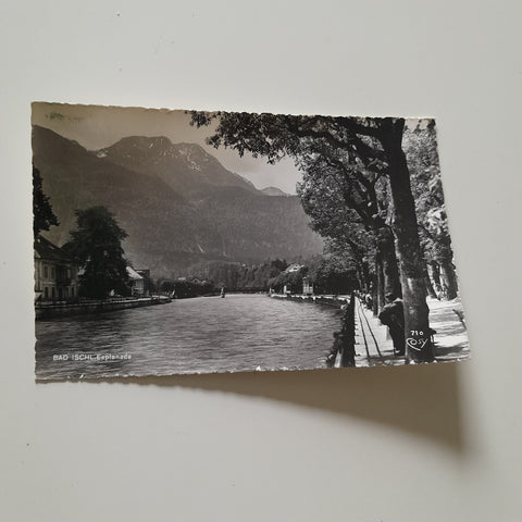 AK Bad Ischl. Uferpromenade.