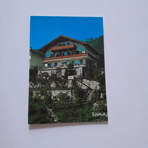 AK St. Wolfgang am Wolfgangsee. Haus Alpenblick Fam. Senyak. Au 90.
