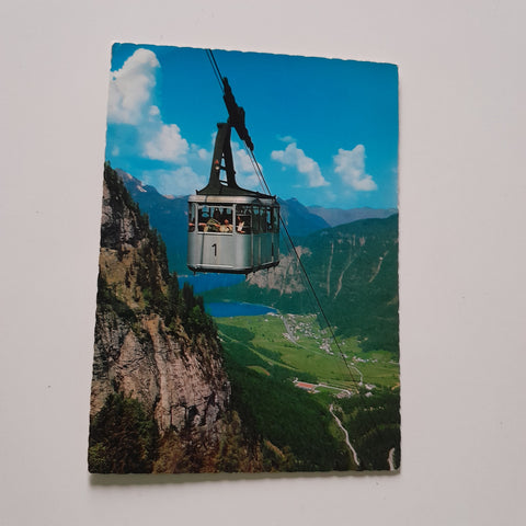AK Obertraun. Dachstein-Seilbahn zu den Riesen-Eishöhlen.