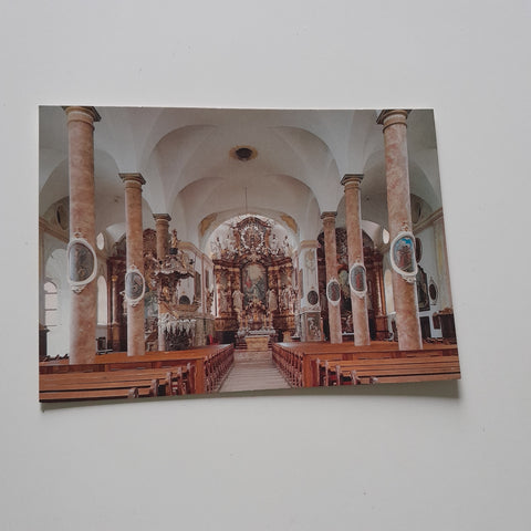 AK Traunkirchen. Inneres der Wallfahrtskirche mit der berühmten Fischerkanzel.
