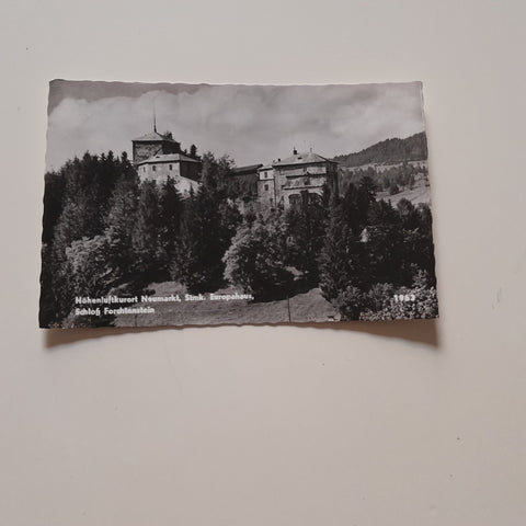 AK Neumarkt, Europahaus. Schloß Forchtenstein.