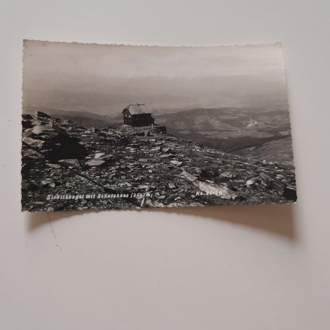 AK Zirbitzkogel mit Schutzhaus.