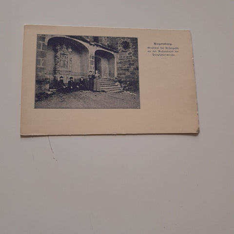 AK Riegersburg. Grabmal der Ursenpekh an der Außenwand der Hauptpfarrkirche.