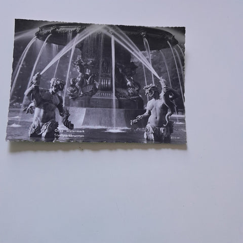 AK Graz. Stadtparkbrunnen.