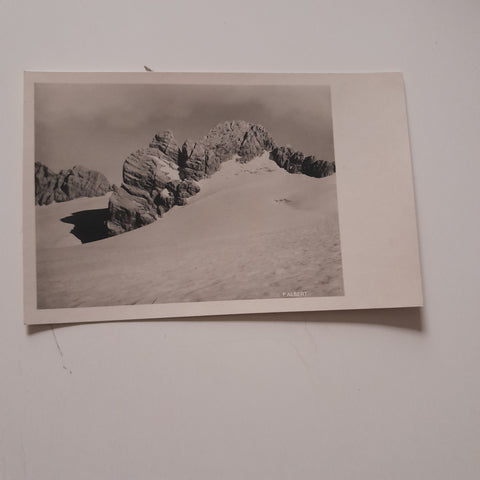 AK Dirndln am Dachstein. (Foto F. Albert)