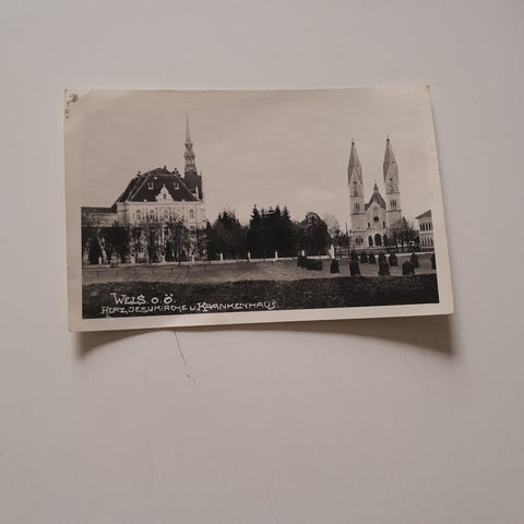 AK Wels Herzjesukirche und Krankenhaus.