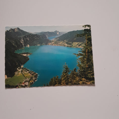 AK Blick vom Schoberstein auf den Attersee und Mondsee gegen Schafberg.