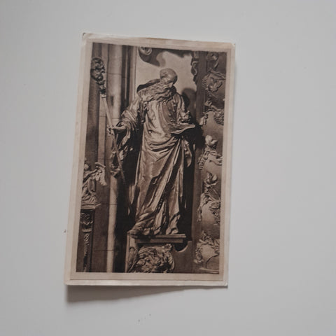 AK Mondsee. Pfarrkirche Hl. Benediktiner am hl. Geistaltar.