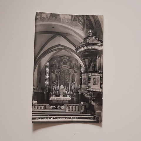 AK Vöcklabruck. Inneres der Kirche.
