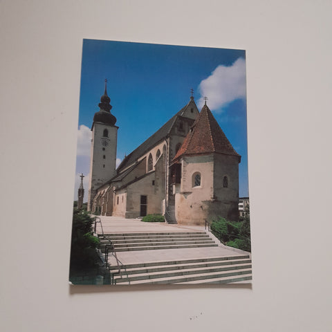 AK Enns. Basilika St. Laurenz mit Karner.