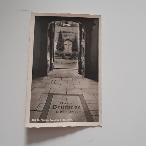 AK Stift St. Florian. Bruckner Gedenkstein.