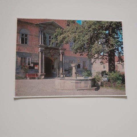 AK Peuerbach. Schloß mit Schloßbrunnen.