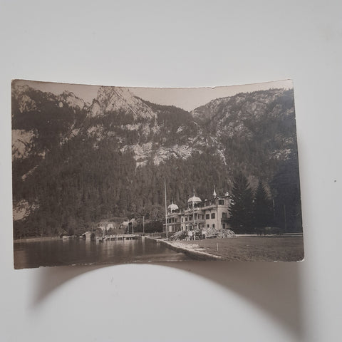 AK Hotel Weißenbach am Attersee. (1916)