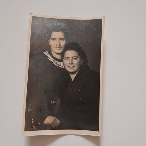 Porträtfoto Frauen. (Anni und Fanni Kulterer) (1942)