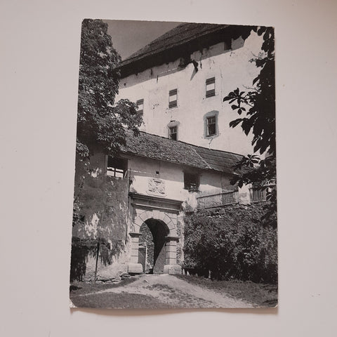 AK Moosburg. Eingang zum Schloß.
