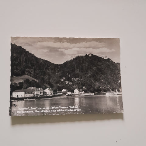 AK Neuhaus an der Donau. Gasthof Ernst zur neuen Schloss Taverne. Donaustausee.