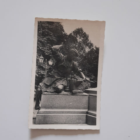 AK Steyr. Figur an dem Werndldenkmal.