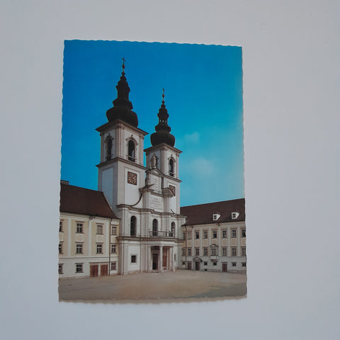 AK Benediktinerstift Kremsmünster. Stiftskirche Westfassade.