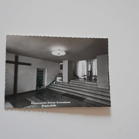 AK Kremsmünster. Exerzitienheim Subiaco. Eingangshalle.