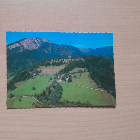 AK Alpengasthof Zum Röthelstein am Heubergkogel mit der Roten Wand. Besitzer: Franz Schmidhofer. Frohnleiten.