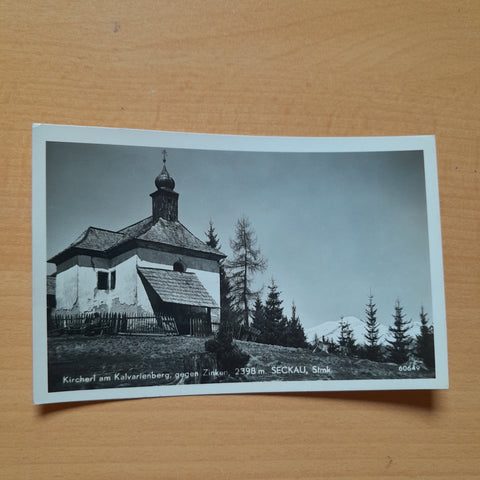 AK Seckau. Kircherl am Kalvarienberg gegen Zinken.