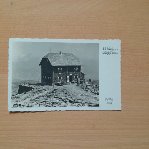 AK A. V. Schutzhaus am Zirbitzkogel.