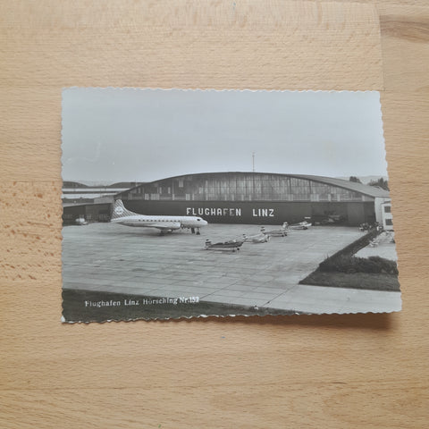AK  Flughafen Linz Hörsching.