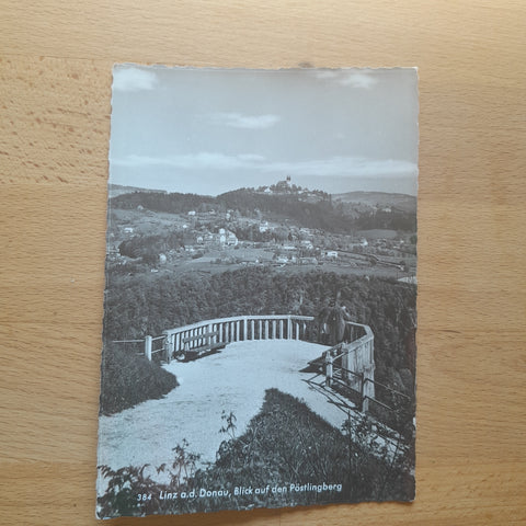 AK Linz. Blick auf den Pöstlingberg.