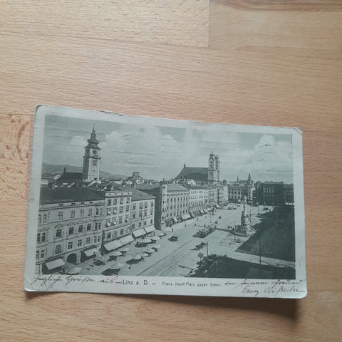 AK Linz Franz Josef Platz gegen Osten.