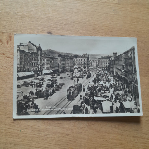 AK Linz. Platz des 12. November.