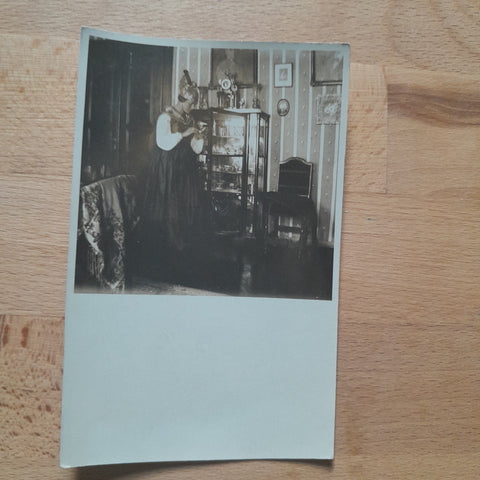 AK Frau in Tracht (Fotograf C. Weidinger, Linz)