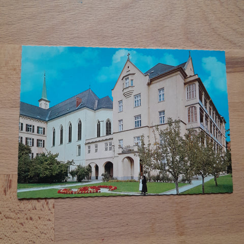 AK Graz. Provinzhaus mit Josefsheim der Kreuzschwestern Kreuzgasse 34.