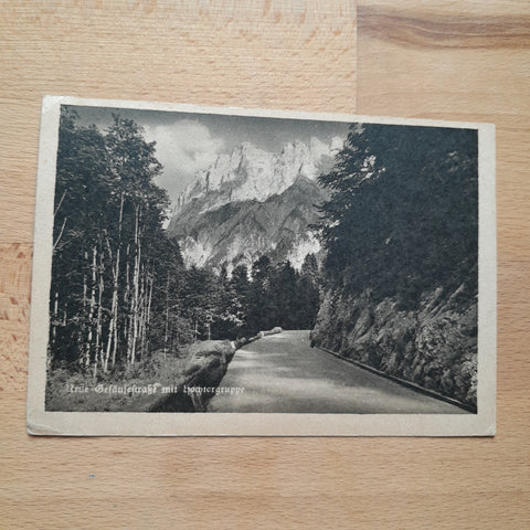 AK Neue Gesäusestraße mit Hochtorgruppe.