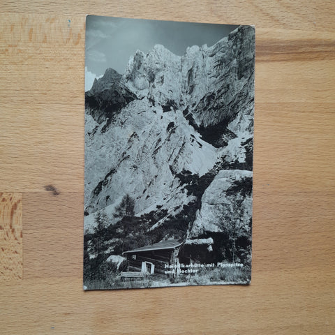 AK Haindlkarhütte mit Planspitze und Hochtor.