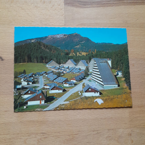 AK Bad Mitterndorf - Sonnenalm. Appartementhäuser Nr. IV bis VIII gegen Kampl.
