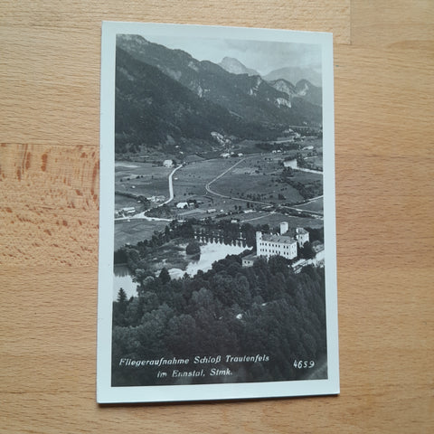 AK Fliegeraufnahme Schloß Trautenfels.