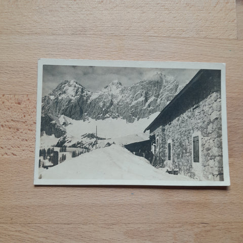 AK Austriahütte mit Südwand.