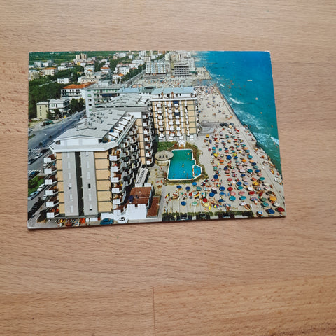 AK Lido di Jesolo. Restaurant Playa Grande Residence. Piazza Milano.