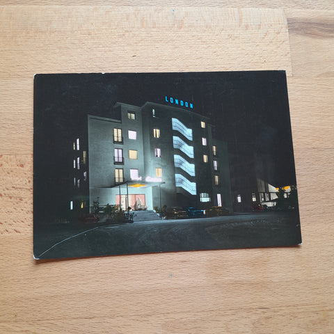 AK Jesolo Lido. Hotel London Notturno.