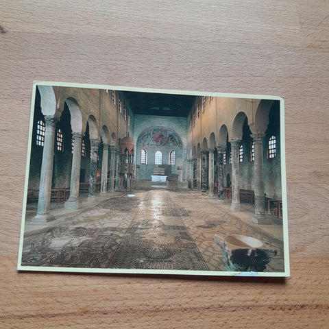 AK Grado. Interno del Duomo.