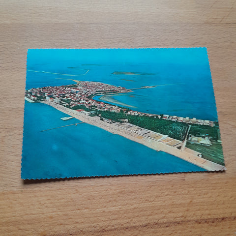 AK Grado.