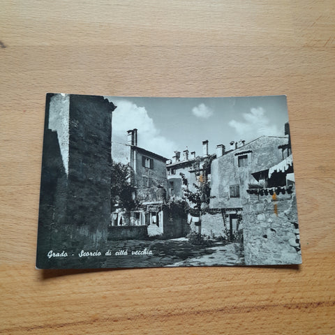 AK Grado. Scorcio di citta vecchia.